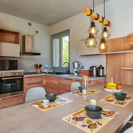Holiday home Lusi By Interhome *